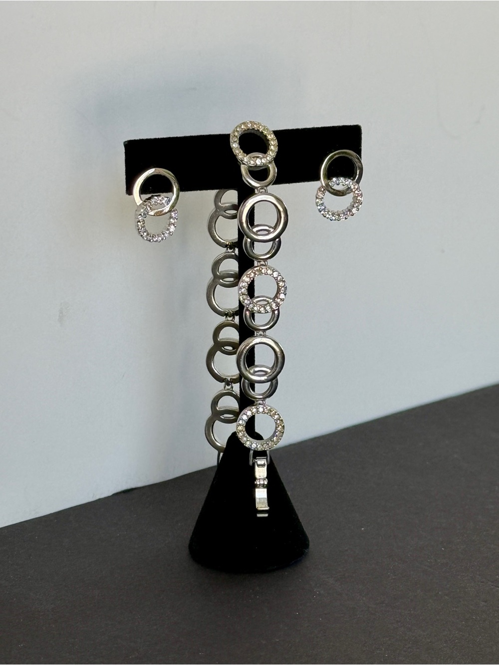 Rhinestone Circle Link Bracelet and Earring Set - Silver
